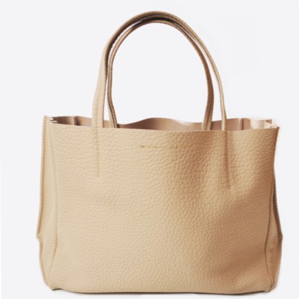 Ampersand as Apostrophe Buffalo Sideways Tote